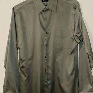Men's Olive Green Button-Up Shirt